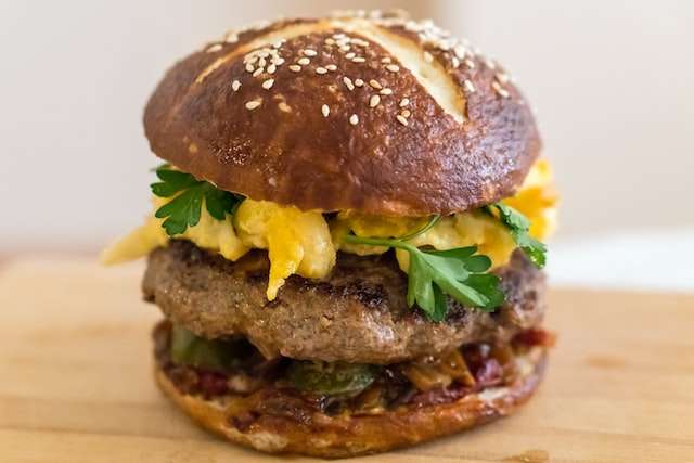 C-6：画像をアップロードしてください。